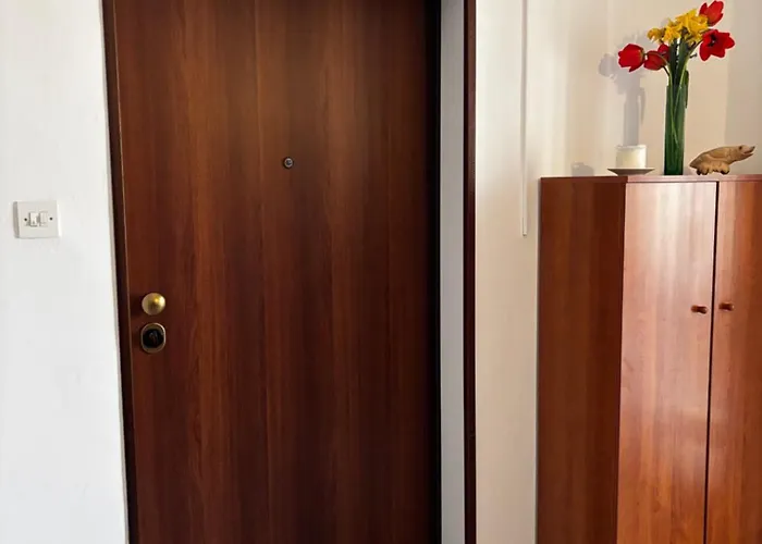 Apartament Via Tomba *